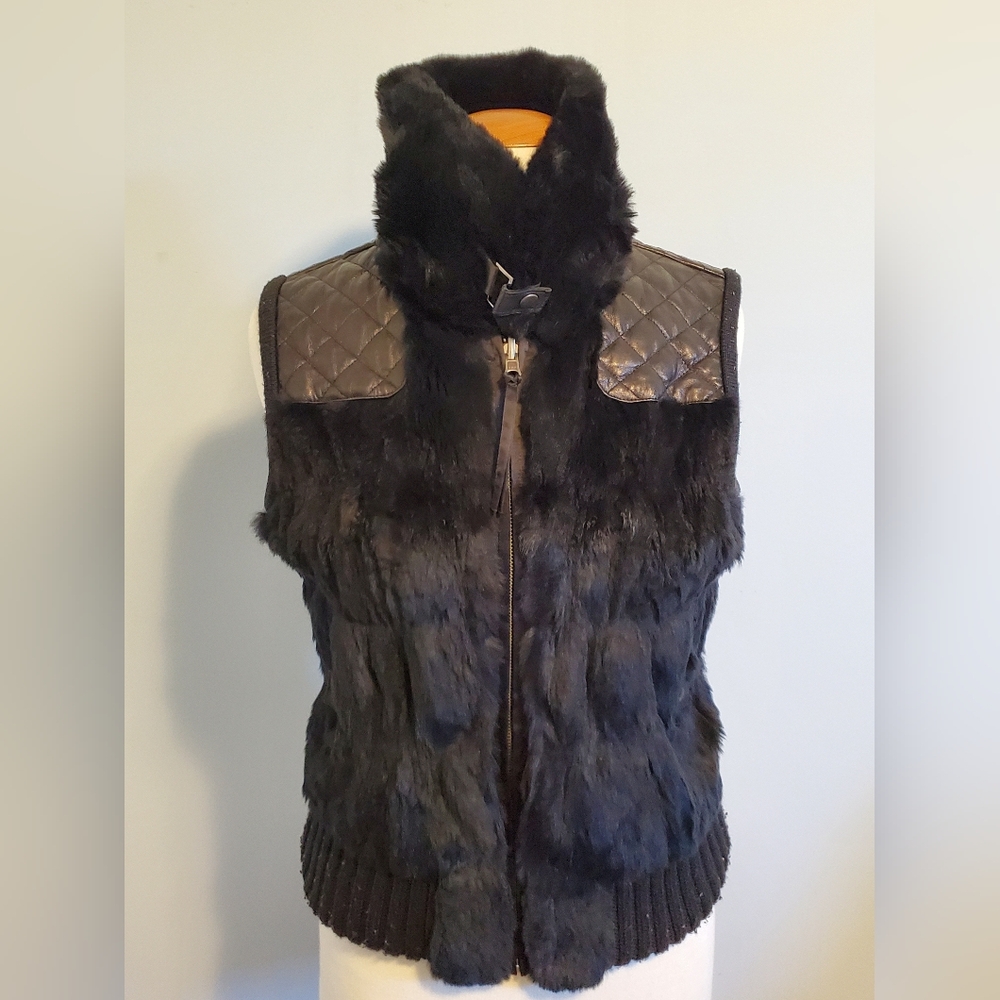 💥✨️ JUNE rabbit Fur/Leather Reversible black Vest - size M/L ✨️💥